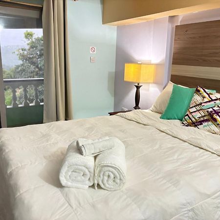 Bed and Breakfast Matthew'S Miracle View Roseau Exteriér fotografie