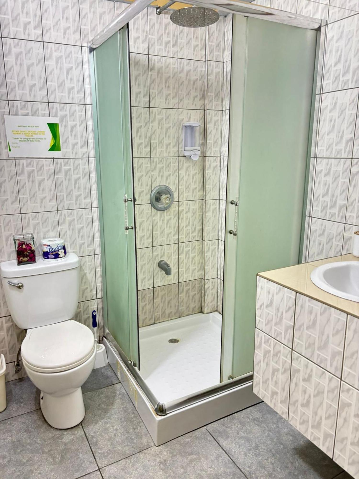 Bed and Breakfast Matthew'S Miracle View Roseau Pokoj fotografie